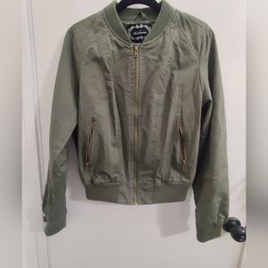 Ambiance woman's size M light weight bomber jacket army olive camoflouge green